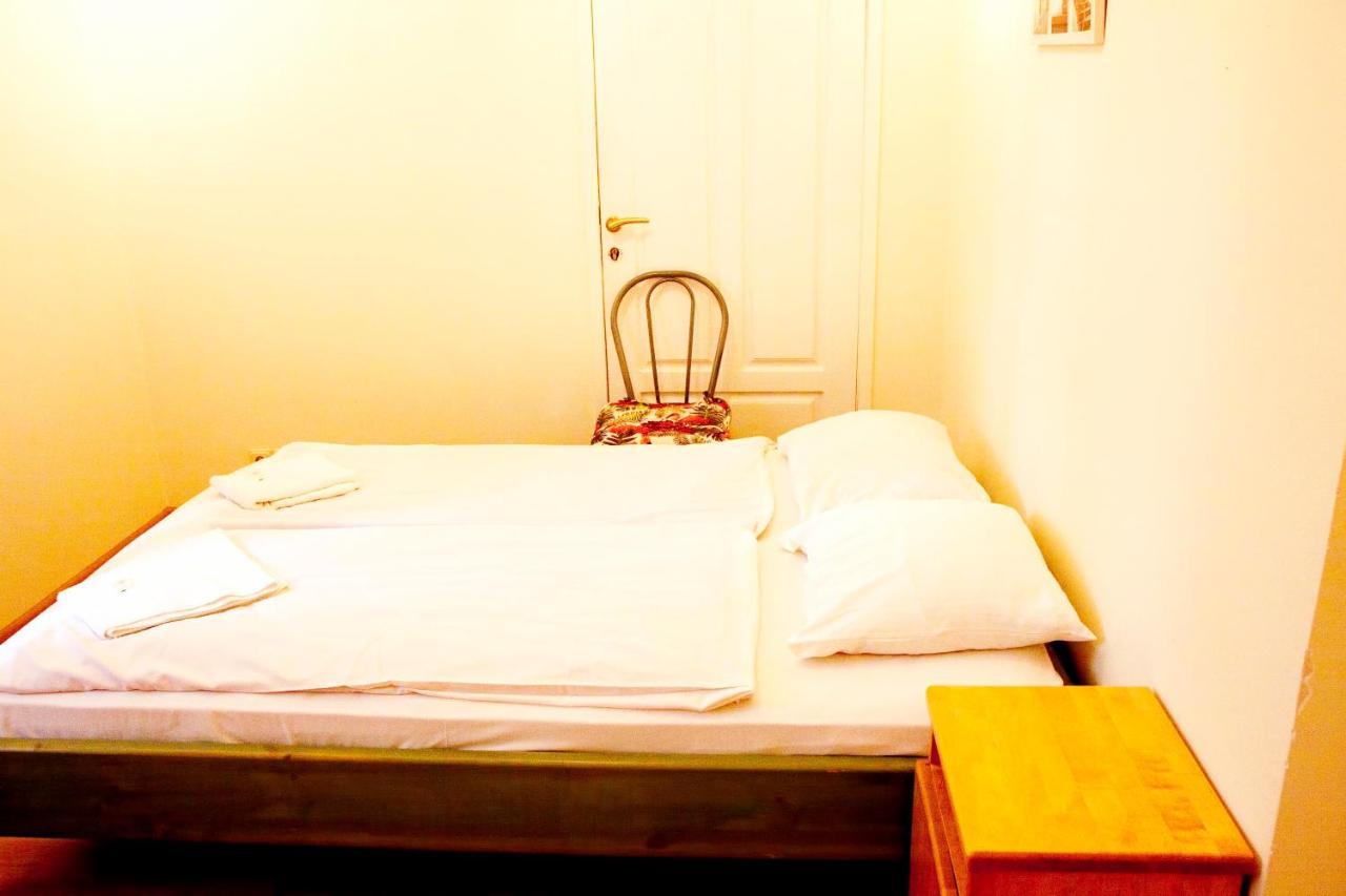 Sun Shine Apartments Jurmala Bagian luar foto