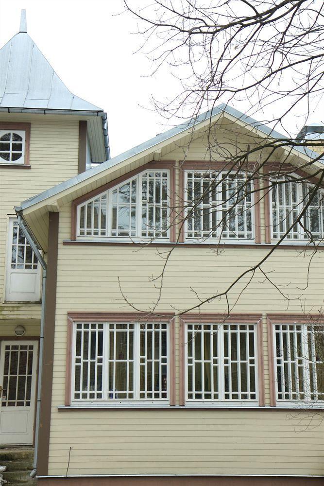 Sun Shine Apartments Jurmala Bagian luar foto