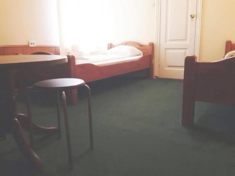 Sun Shine Apartments Jurmala Bagian luar foto